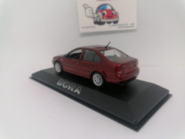 Volkswagen Bora rood