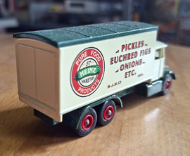 1937 Scammel 6-wheeler "Heinz Pickles"