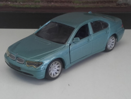 BMW 745 i