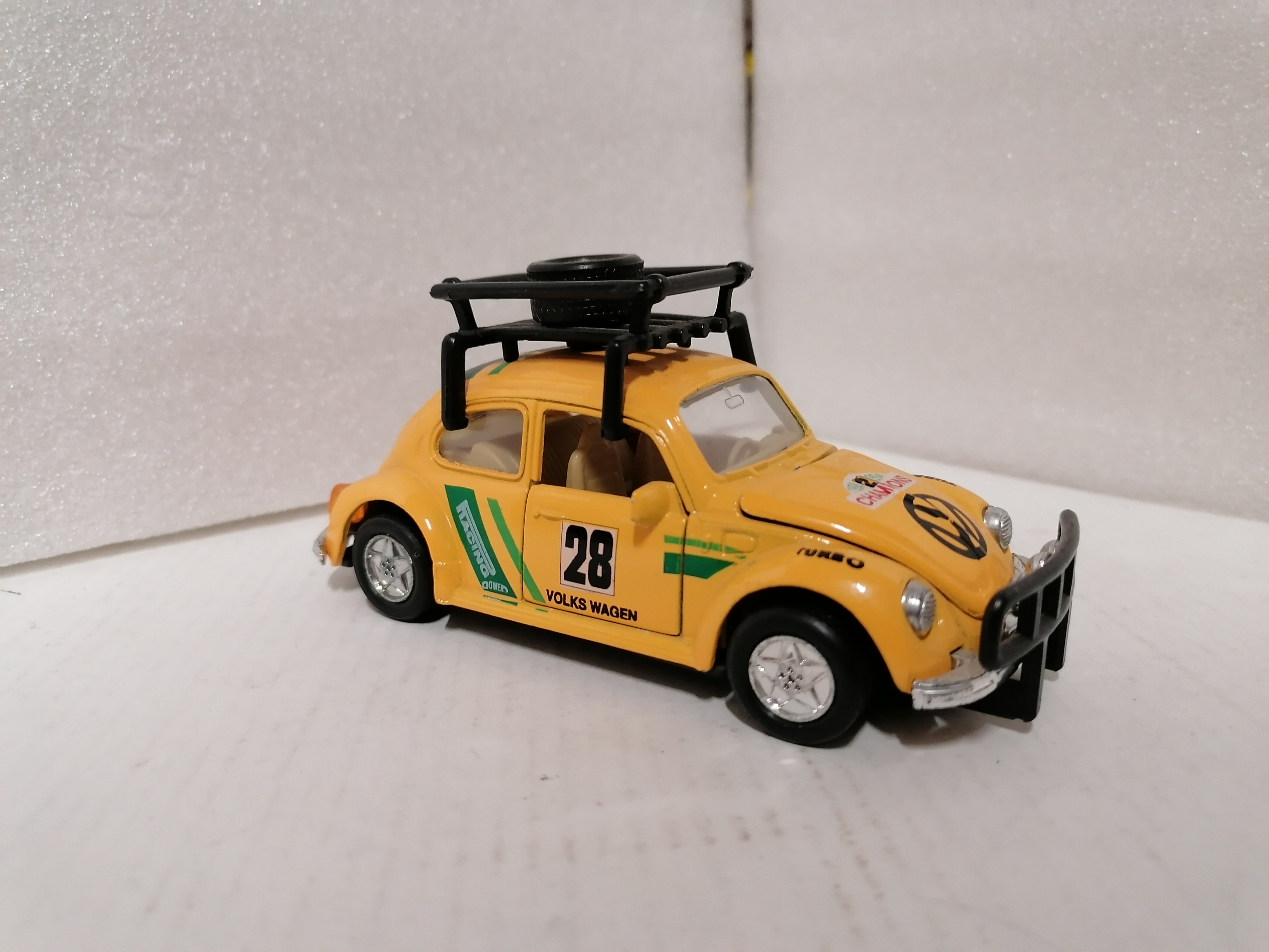 Volkswagen Kever Rally geel