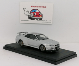 Nissan Skyline GT-R ( R34)  Vspec II zilvergrijs