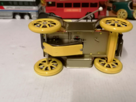 Wind-up oldtimer tinplate