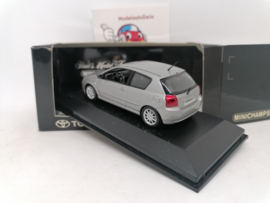 Toyota Corolla E12 2000
