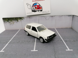 Volkswagen Polo 86C II Steilheck wit