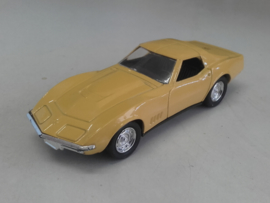 Chevrolet Corvette (2)