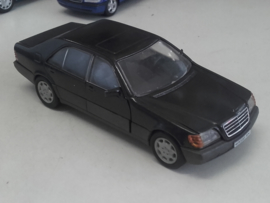 Mercedes Benz SEL W140