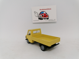 Mercedes Benz 207D pritsche