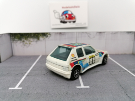 Peugeot 205 turbo 16 wit (1)