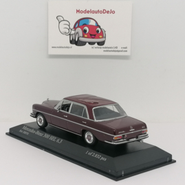 Mercedes Benz 300 SEL 6.3  W109