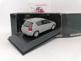 Toyota Corolla E12 2000