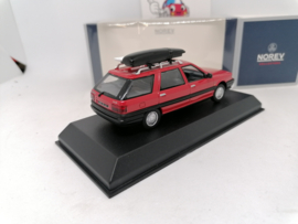 Renault 21 Nevada ph2 rood