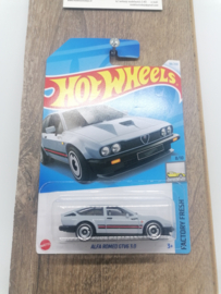 Alfa Romeo GTV 6 3.0 grijs