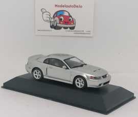 Ford Mustang SVT Cobra 2003