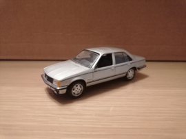 Opel Rekord E1