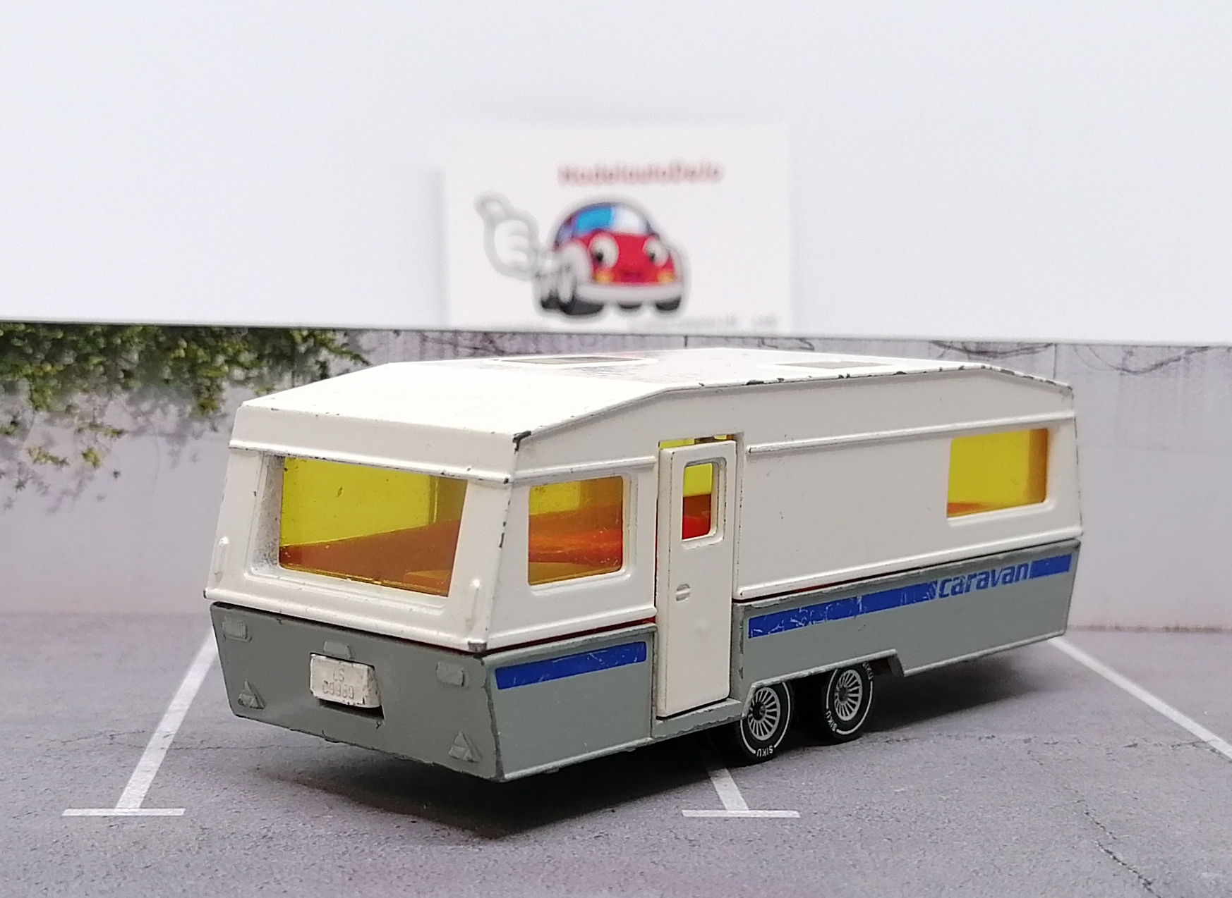 Caravan 2518