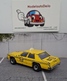 Ford LTD taxi
