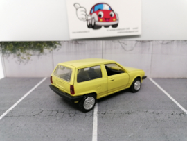 Volkswagen Polo 86 II Steilheck geel