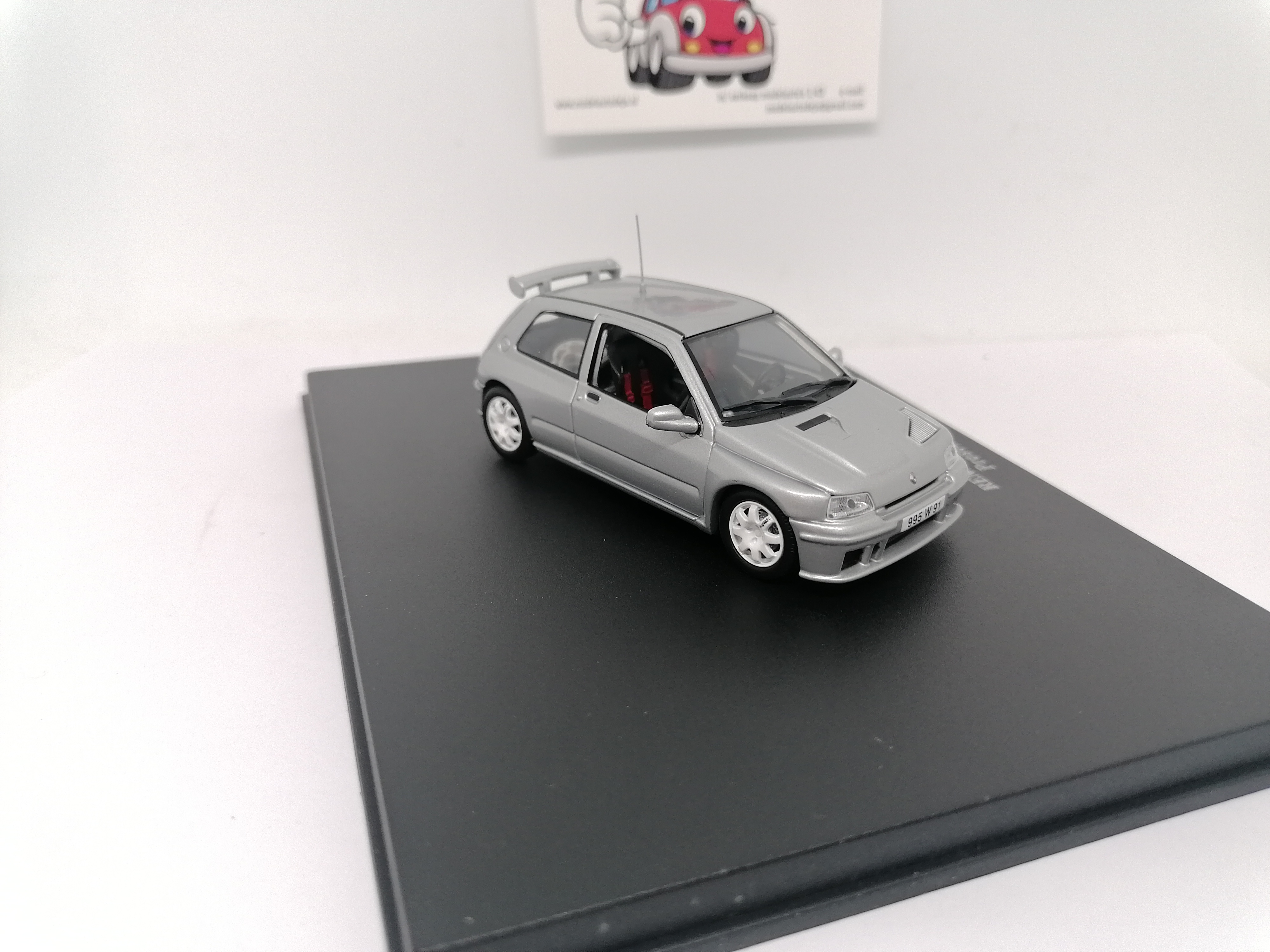 Renault Clio Maxi