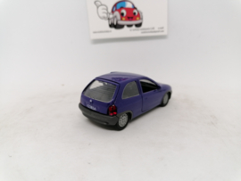 Opel Corsa 3 deurs paars