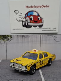 Ford LTD taxi