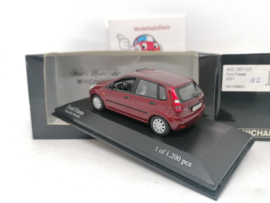 Ford Fiesta mk5 5 drs bruin/rood