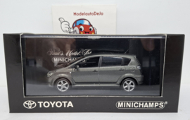 Toyota Corolla Verso 2004-