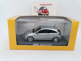 Opel Astra H GTC