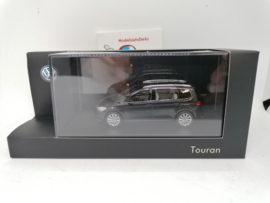 Volkswagen Touran zwart 2015-