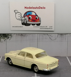Volvo 122S