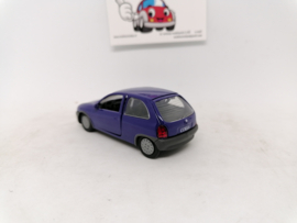 Opel Corsa 3 deurs paars