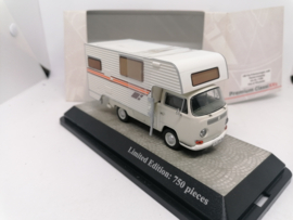 Volkswagen T2a Pritsche Tisher wit