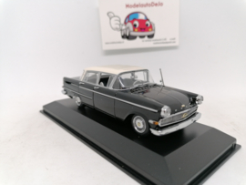 Opel Kapitän 1959-63 schwarz