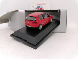 Volkswagen Golf 5 3 deurs rood