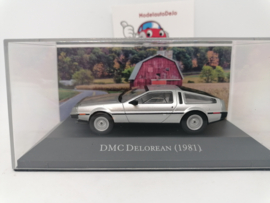 DMC DeLorean 1981
