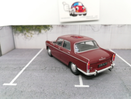 Peugeot 404 sedan 1965