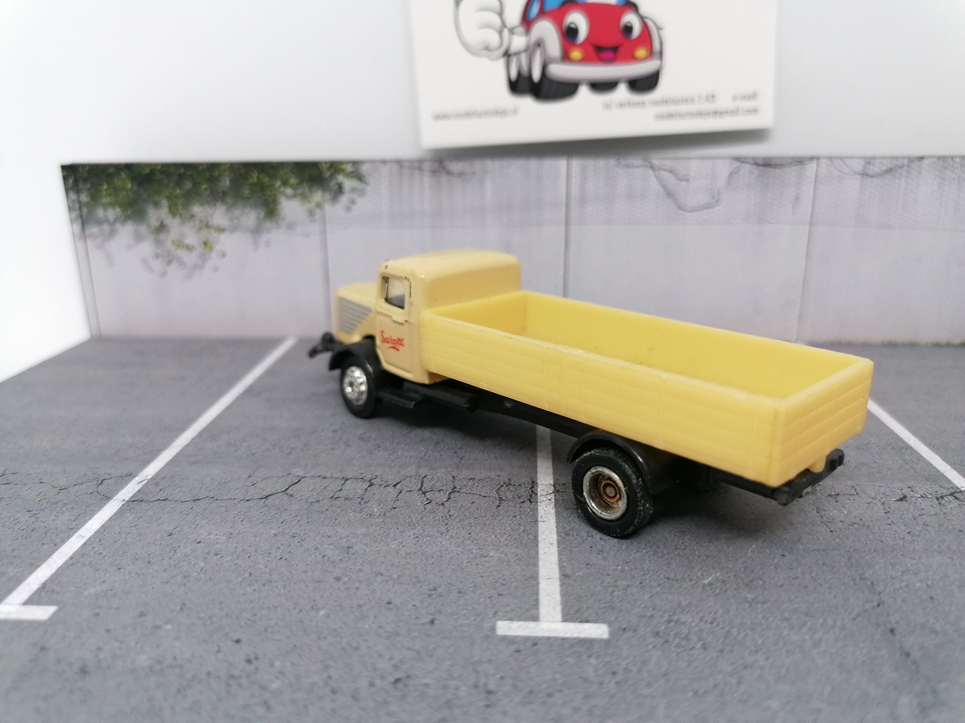 Vrachtauto "Sarotti"