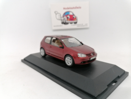 Volkswagen Golf 5 3 deurs bruin/rood