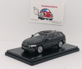 Skoda Octavia IV FL combi 2024 zwart