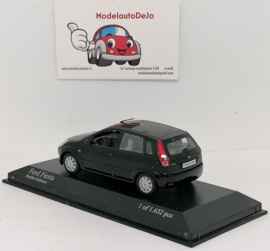 Ford Fiesta mk5 5 drs zwart