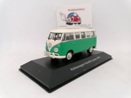 Volkswagen Kombi Luxus 1973 groen