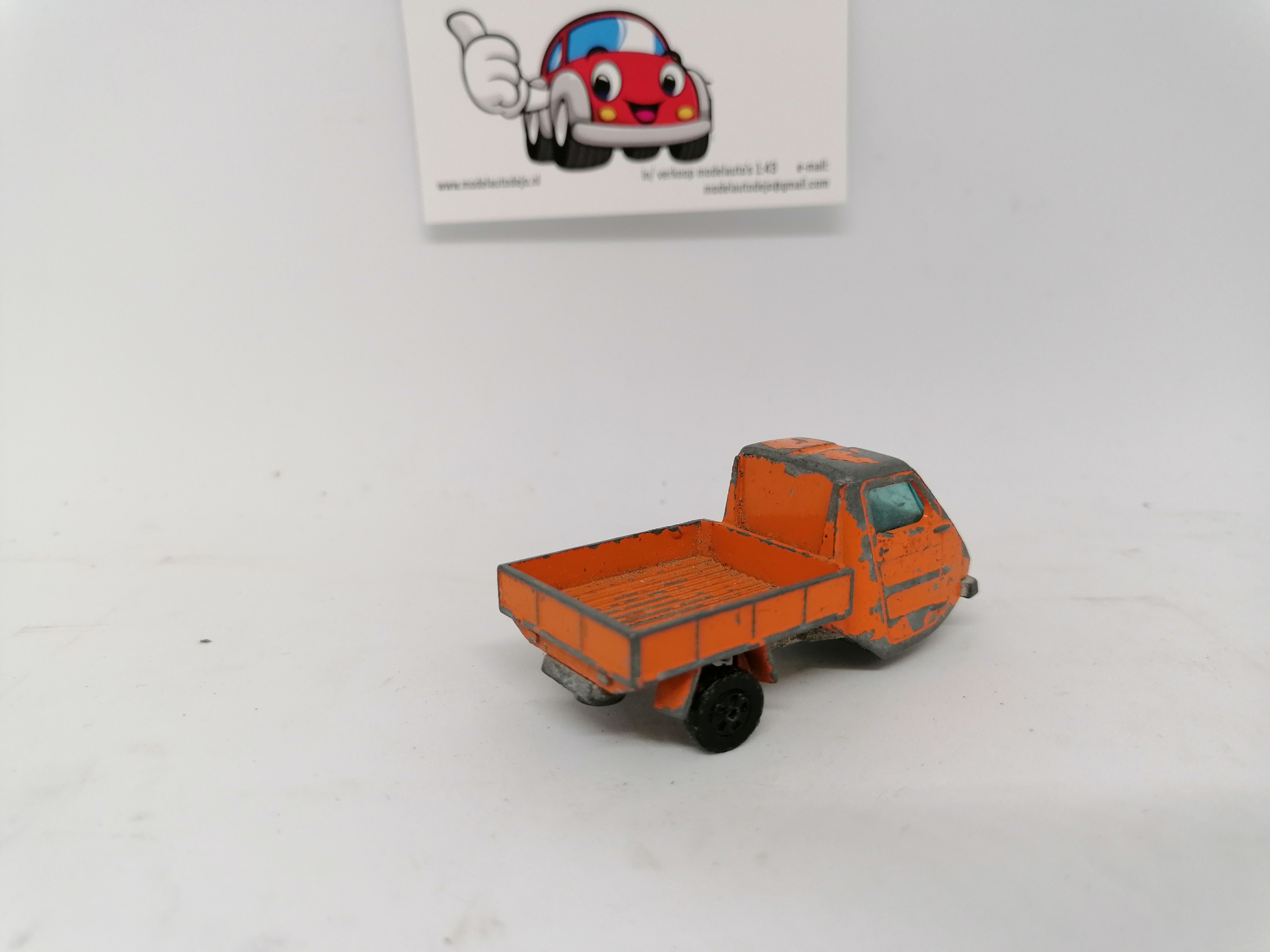 Reliant TW9 oranje