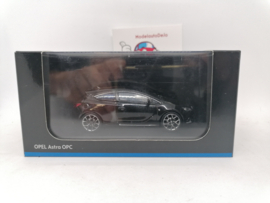 Opel Astra J GTC OPC