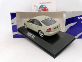 Volvo S40 2003