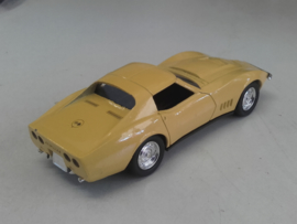 Chevrolet Corvette (2)