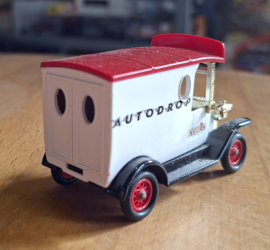 1920 Model T Ford Van "Autodrop"