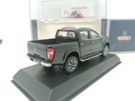Renault Alaskan 2017 zwart