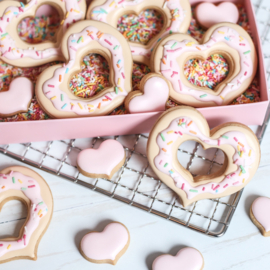 Hartje donut cookie cutter