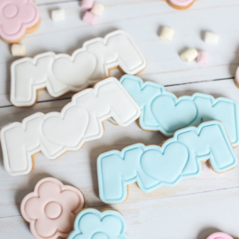 MOM stempel & cookie cutter - 2 delig