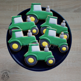 Tractor cookie cutter