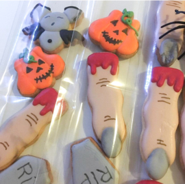 Mini's  halloween set cookie cutters